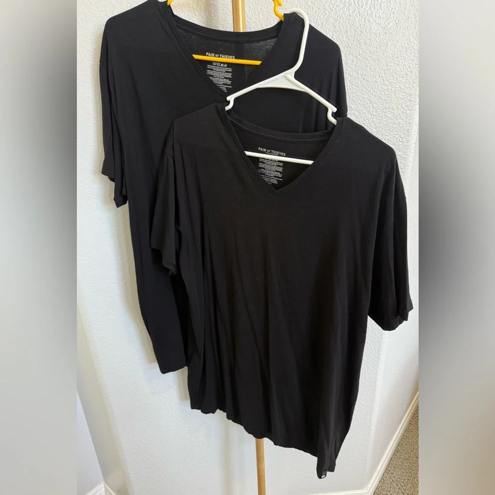 Pair of Thieves Mens Black 2pk V-Neck Shirt size XL - Picture 3 of 7